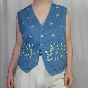 Vintage Embroidered Butterflies Flowers 100% Cotton Denim Vest Abalone Buttons